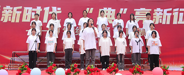 21会计2班 中华诵.JPG