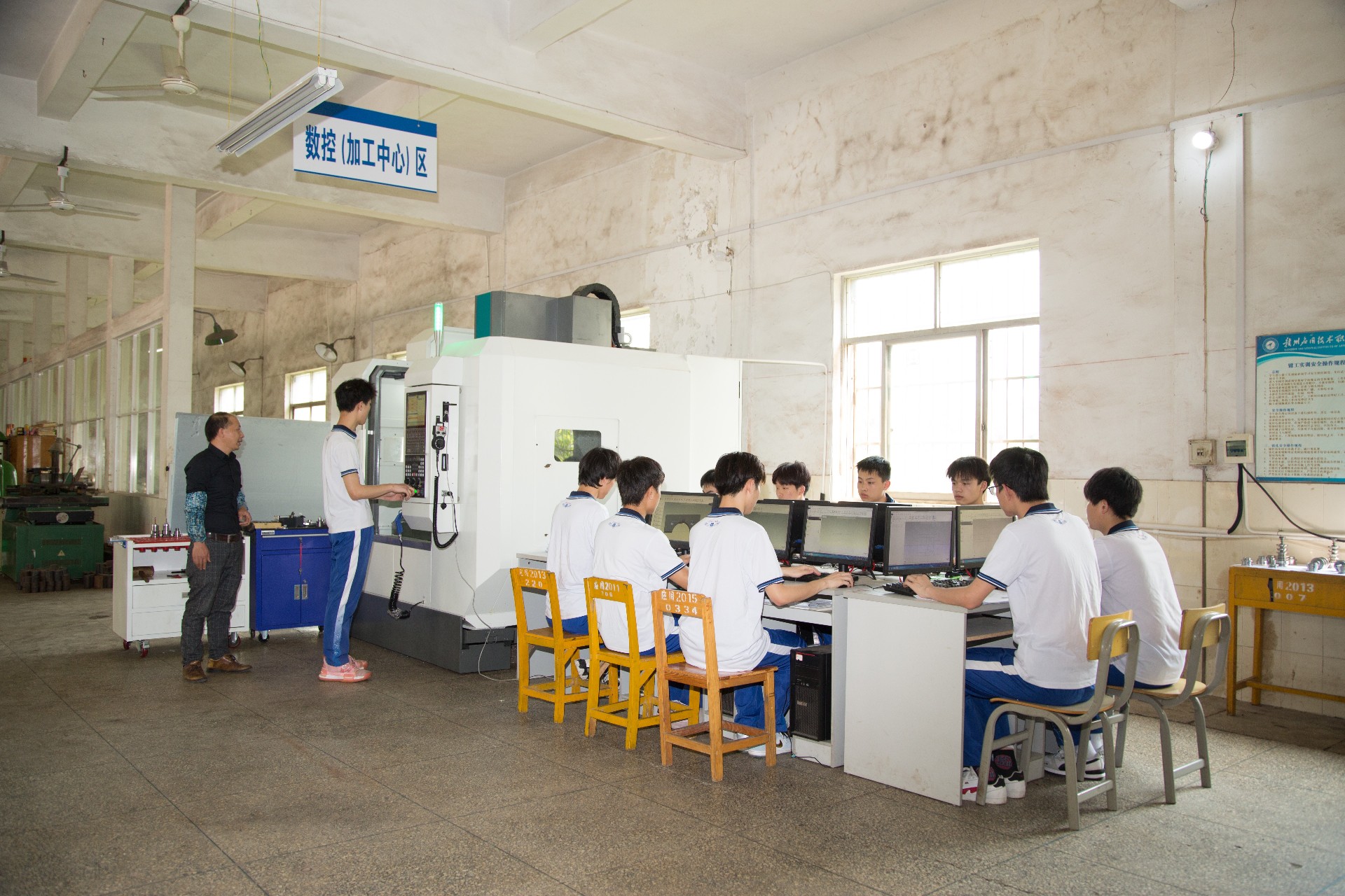 1711546974221600.jpg 75f84edba624cd6e7720bc52dd19384.jpg