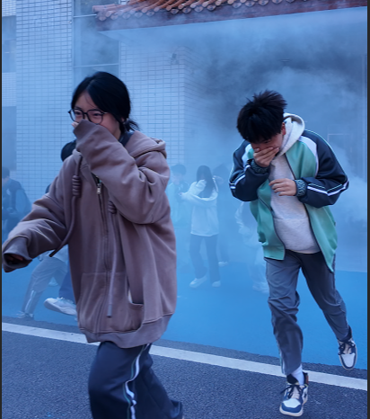 1776129995135921.png 1b766ba7e63990e215514d867a42b4b3.png