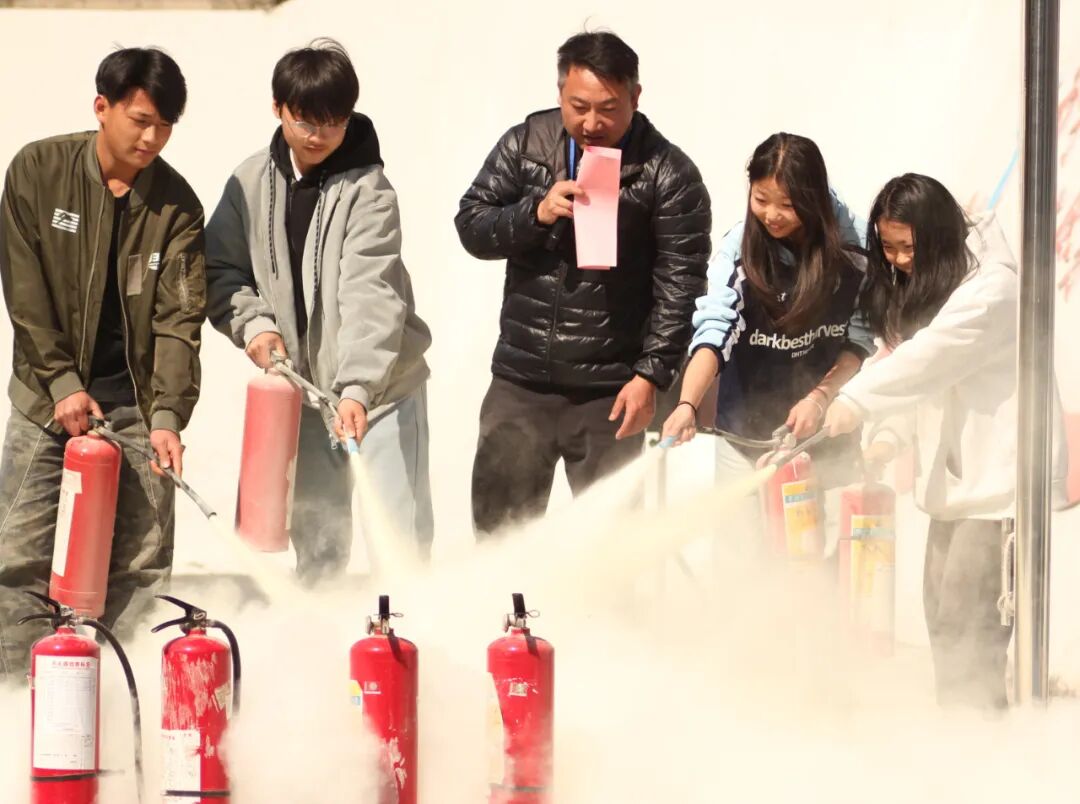 1776130478116561.jpg 04efc8c0bc3a1f923d077aea31a9d8c9.jpg